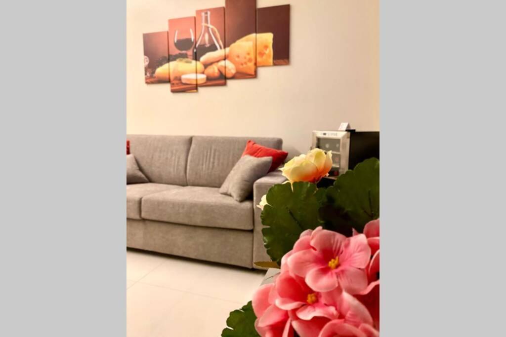 Nuova Residenza Porta Nuova Winehorse Verona Buitenkant foto