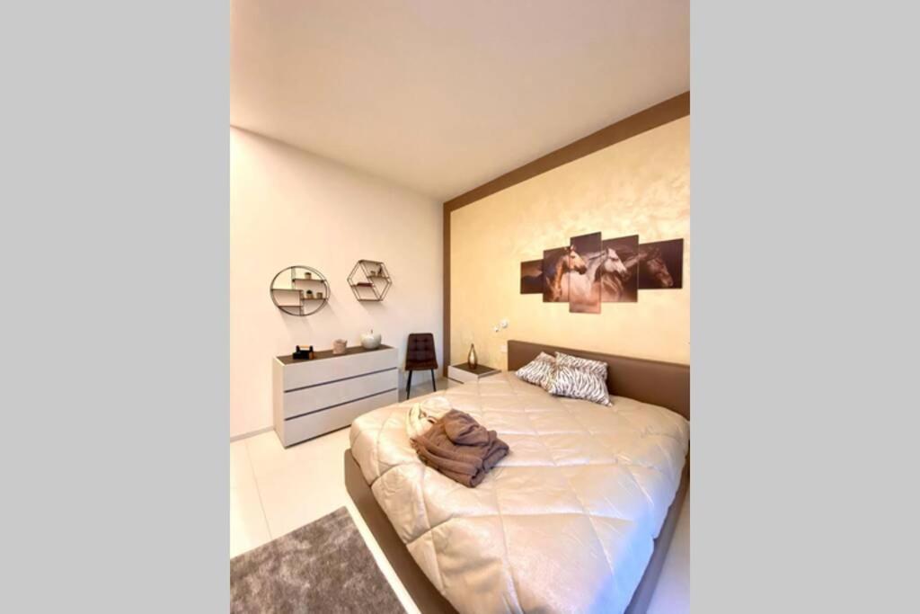 Nuova Residenza Porta Nuova Winehorse Verona Buitenkant foto