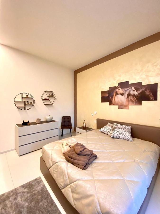 Nuova Residenza Porta Nuova Winehorse Verona Buitenkant foto